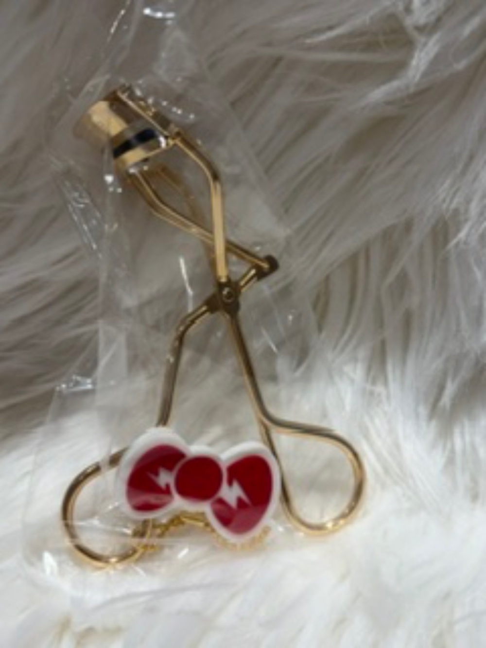 New Shu Uemura + Hello Kitty Collab Eye Lash Curler